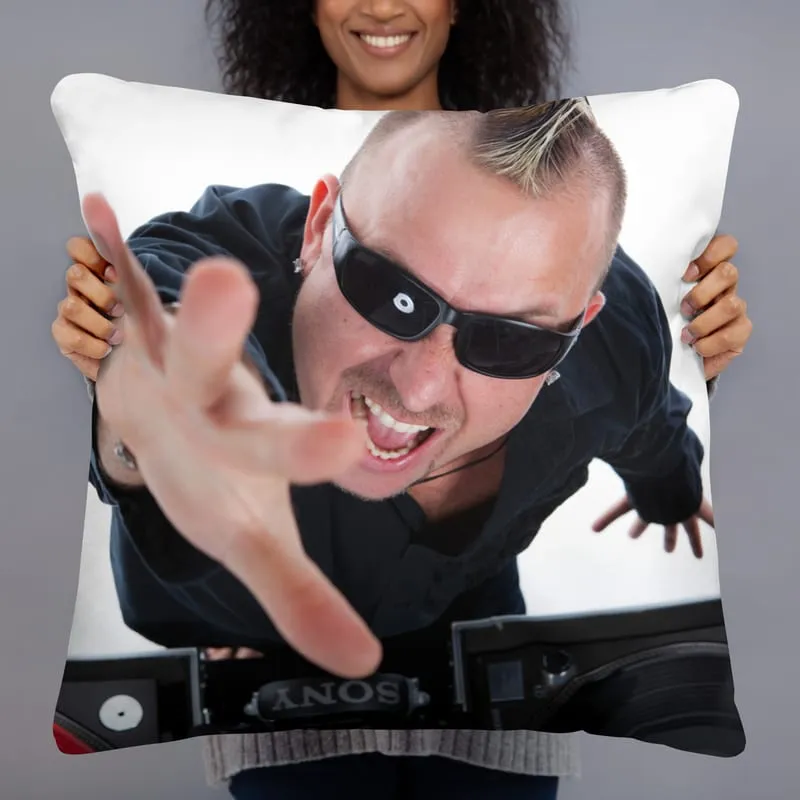 Chris Smooth Basic Pillow